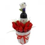 Red Roses - זר מתוק פרלינים ויין Special for you